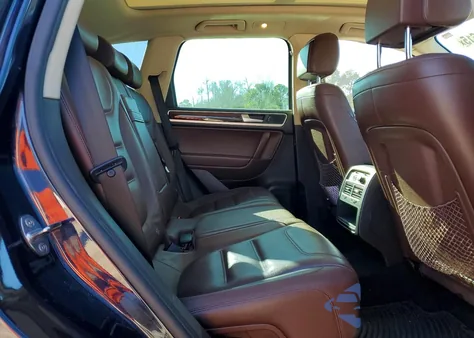 2013 Volkswagen Touareg V6 from USA, damaged, VIN WVGEF9BP2DD003947